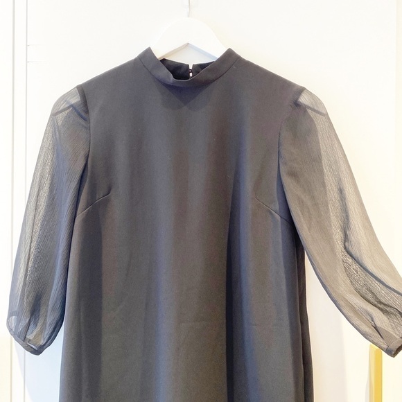 asymmetrical hem dress - Picture 3 of 10